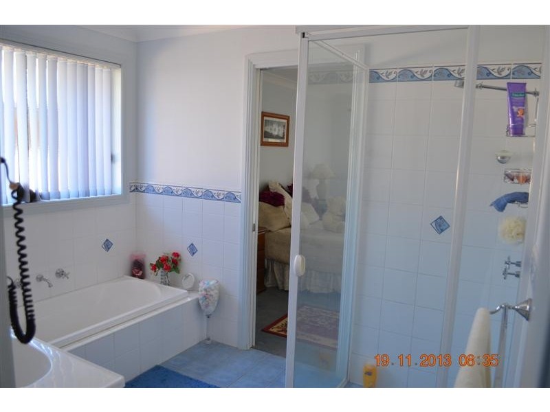 10 Fairway Drive, Tumut NSW 2720