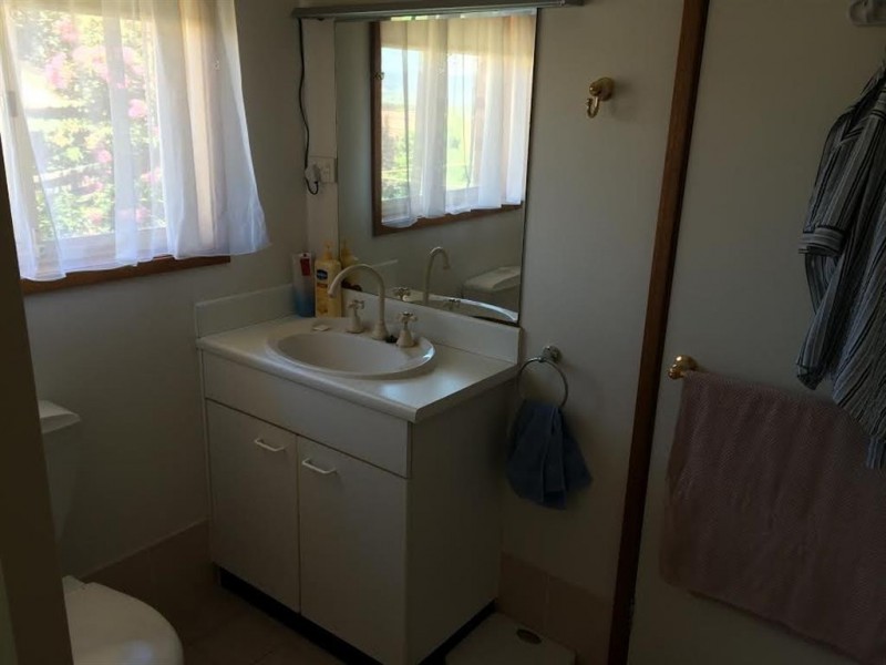 18 Hassett Street, Tumut NSW 2720