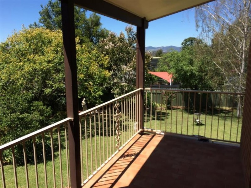 18 Hassett Street, Tumut NSW 2720