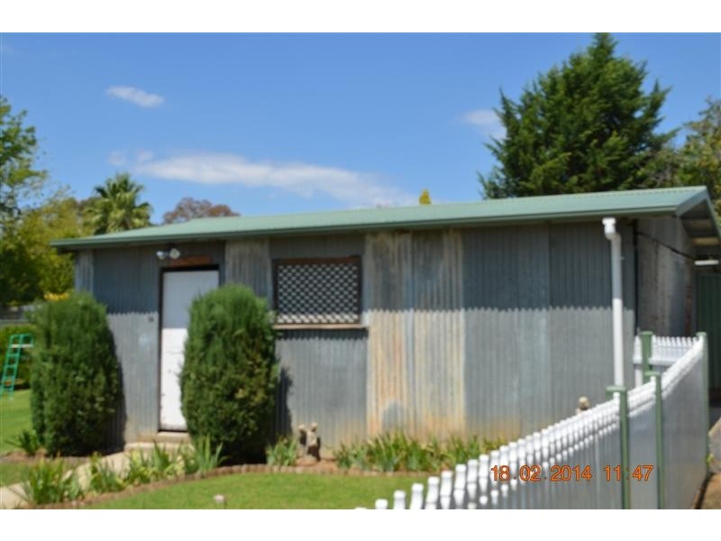 45 Gundagai Street, Adelong NSW 2729