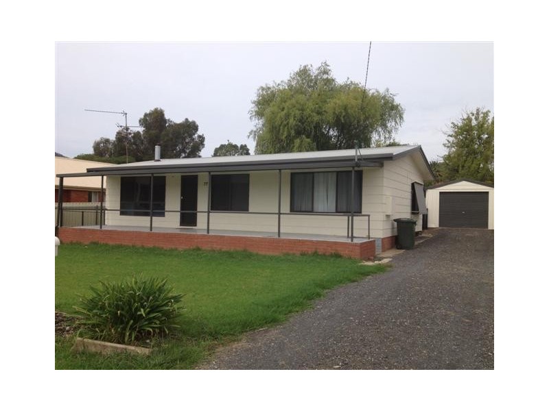 77 Lockhart Street, Adelong NSW 2729