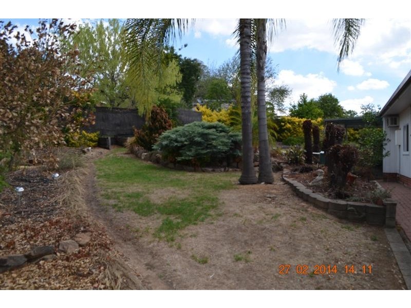 96 Herbert Street, Tumut NSW 2720