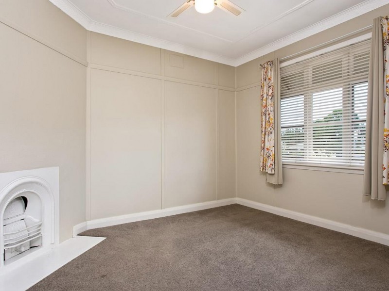 15 Fitzroy Street, Tumut NSW 2720