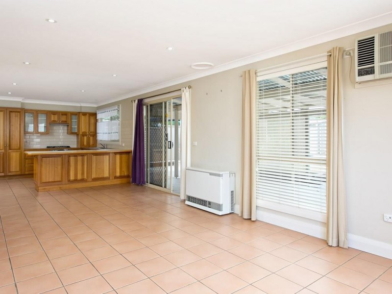 15 Fitzroy Street, Tumut NSW 2720