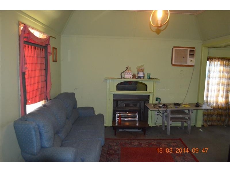 37 Tumut Street, Adelong NSW 2729