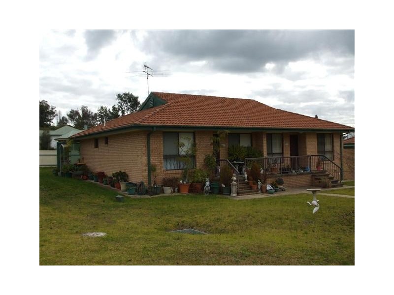 4/16 Havelock Street, Adelong NSW 2729