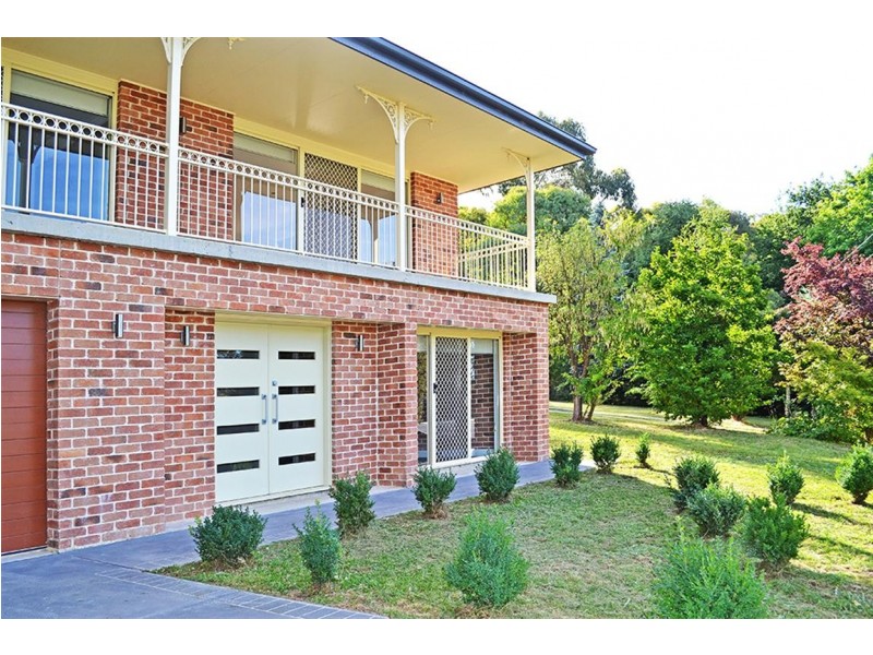 10 Eurabbie Street, Batlow NSW 2730