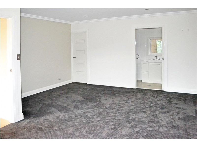 10 Eurabbie Street, Batlow NSW 2730