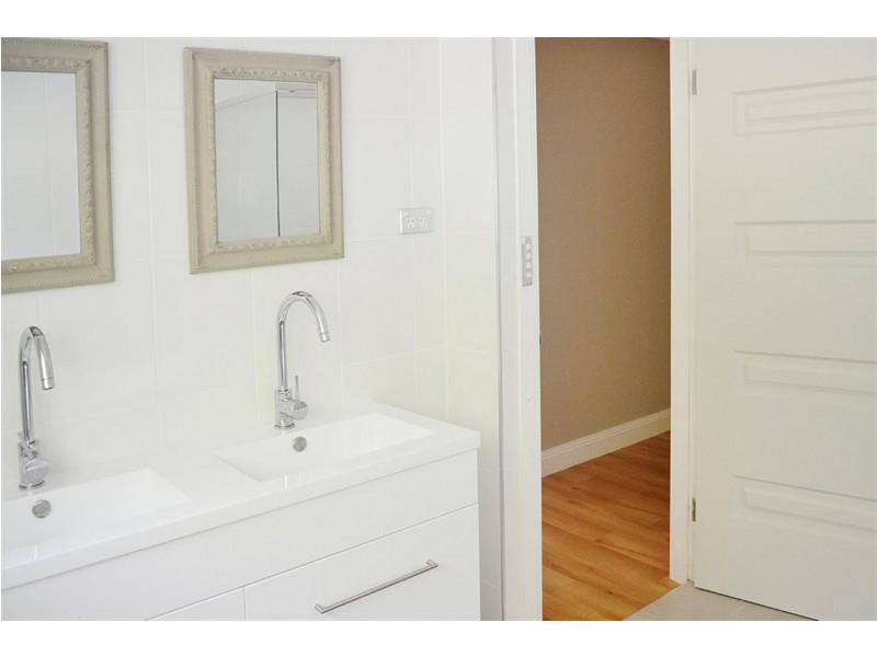 10 Eurabbie Street, Batlow NSW 2730