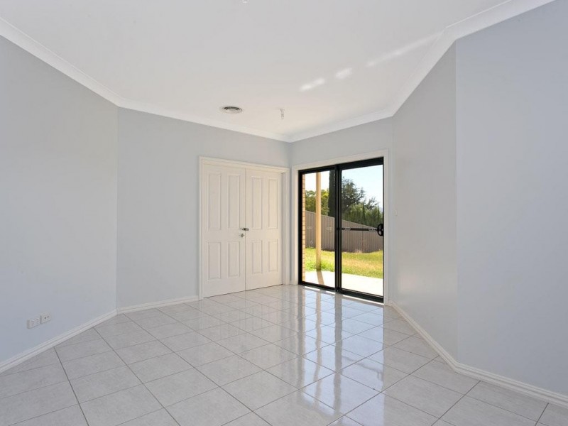 4 Burbury Mews, Tumut NSW 2720