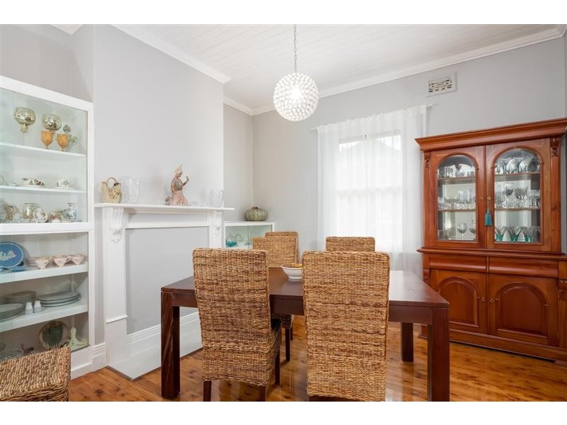 72 Russell Street, Tumut NSW 2720