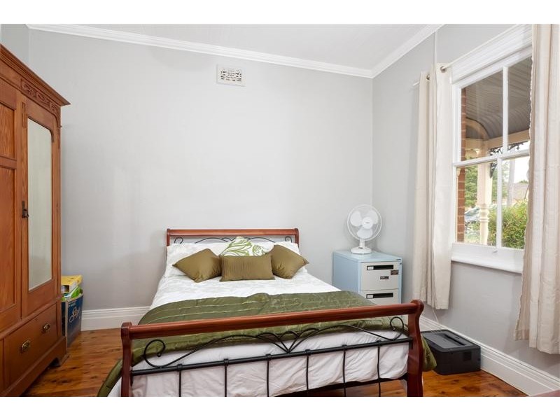 72 Russell Street, Tumut NSW 2720