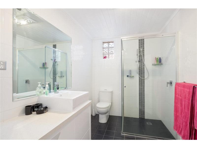 72 Russell Street, Tumut NSW 2720