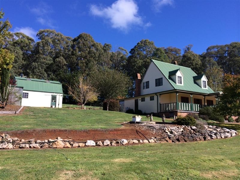 573 Back Kunama Road, Batlow NSW 2730