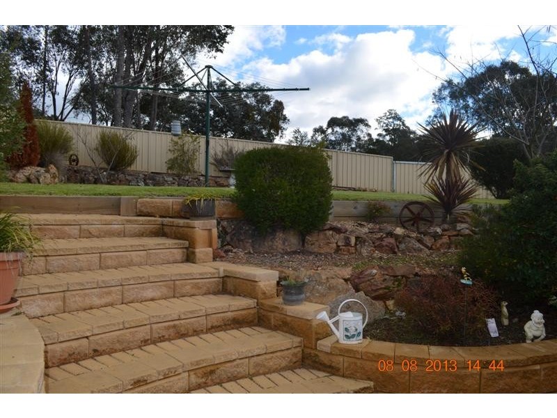 25 Harris Street, Tumut NSW 2720