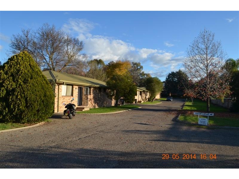 49 Blowering Road, Tumut NSW 2720