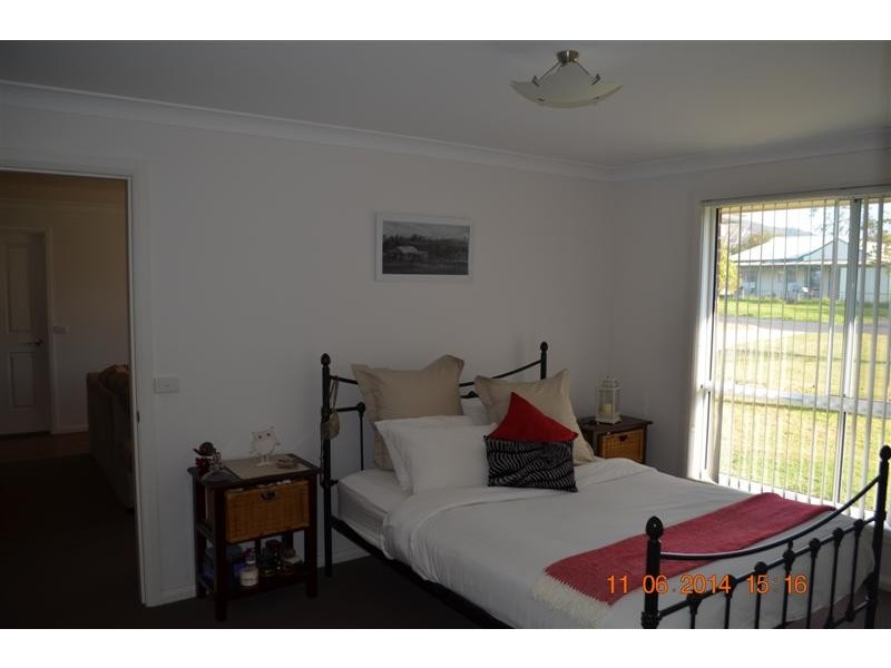 138 Russell Street, Tumut NSW 2720