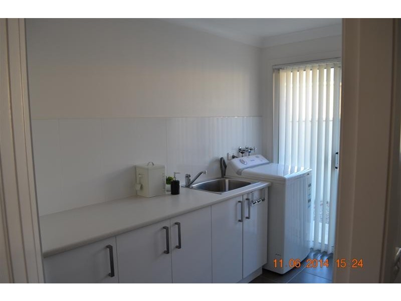 138 Russell Street, Tumut NSW 2720