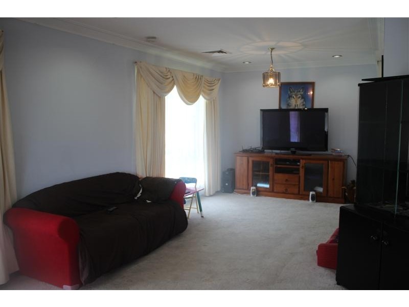 9 The Pavilion, Tumut NSW 2720