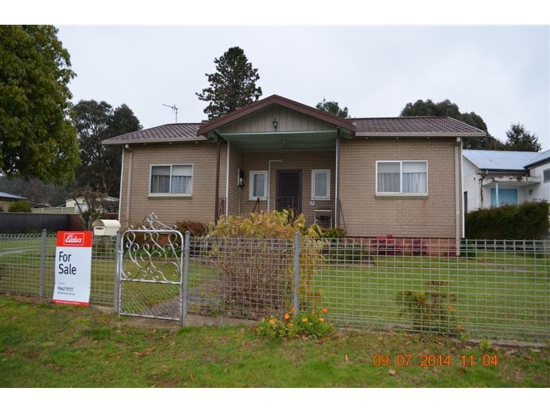 92 Pioneer Street, Batlow NSW 2730