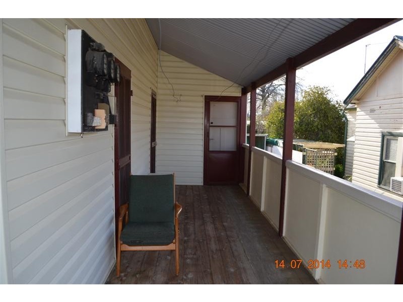 39 Richmond Street, Tumut NSW 2720