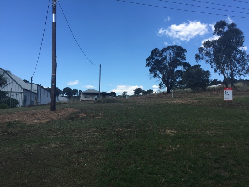 190 Snowy Mountains Highway, Tumut NSW 2720