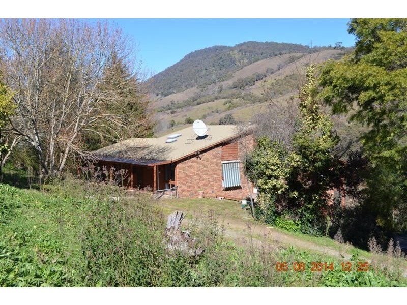 899 Goobarragandra Road, Tumut NSW 2720