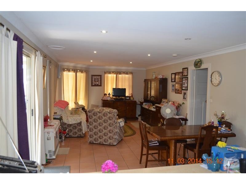 15 Fitzroy Street, Tumut NSW 2720