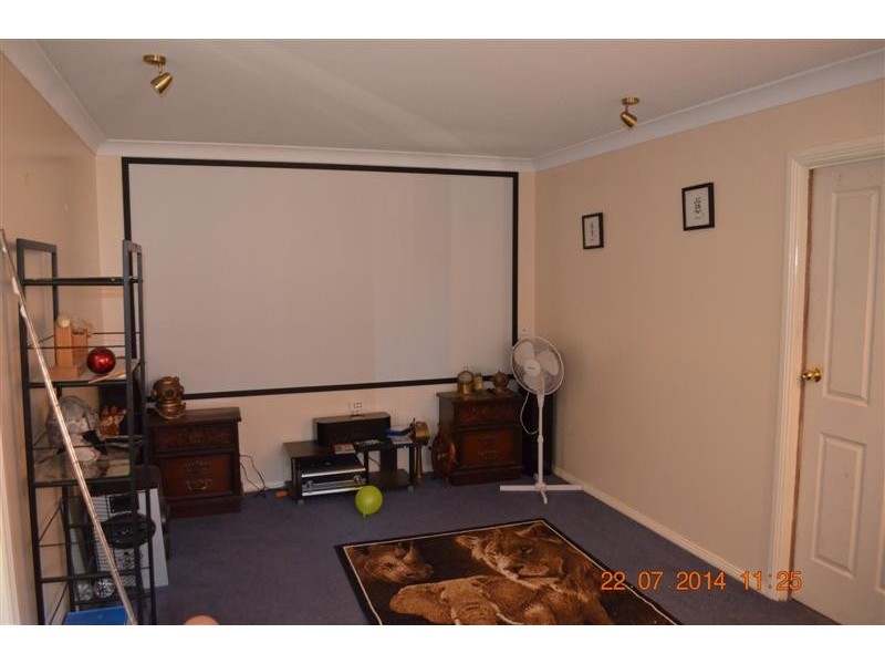 6 Harris Street, Tumut NSW 2720