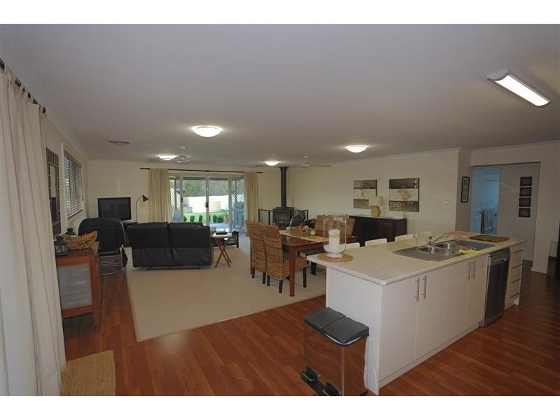 136 Russell Street, Tumut NSW 2720