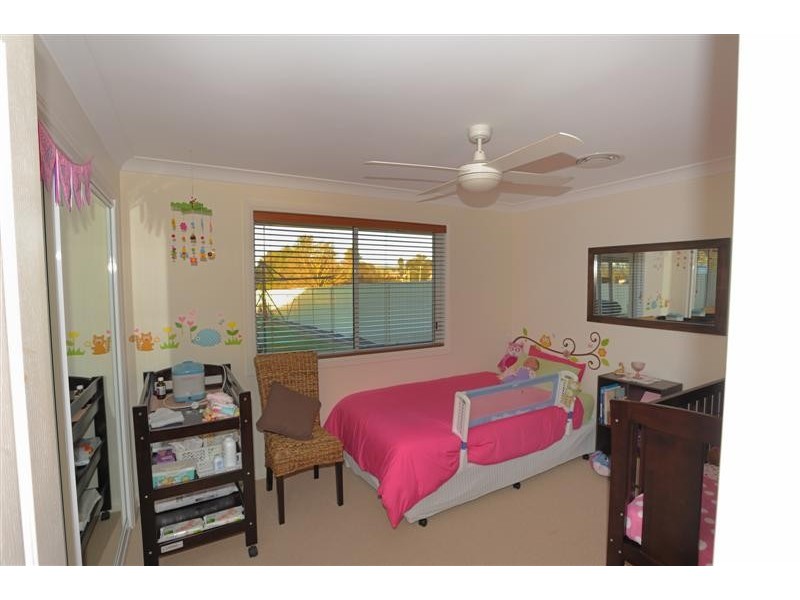 136 Russell Street, Tumut NSW 2720