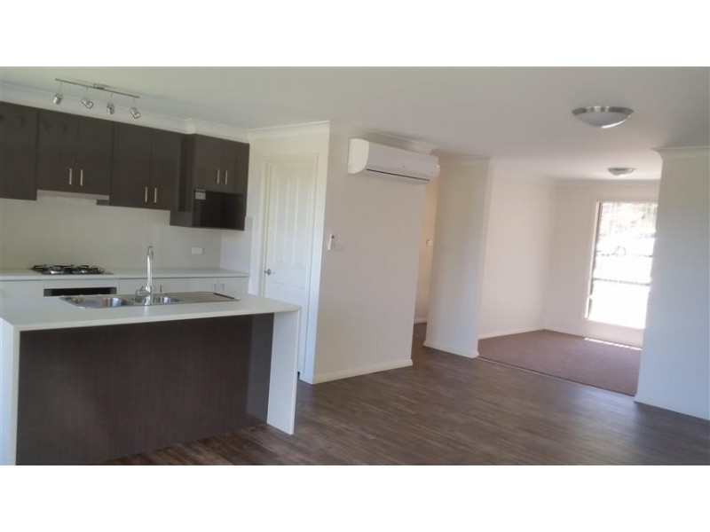 16 Eberlin Place, Tumut NSW 2720