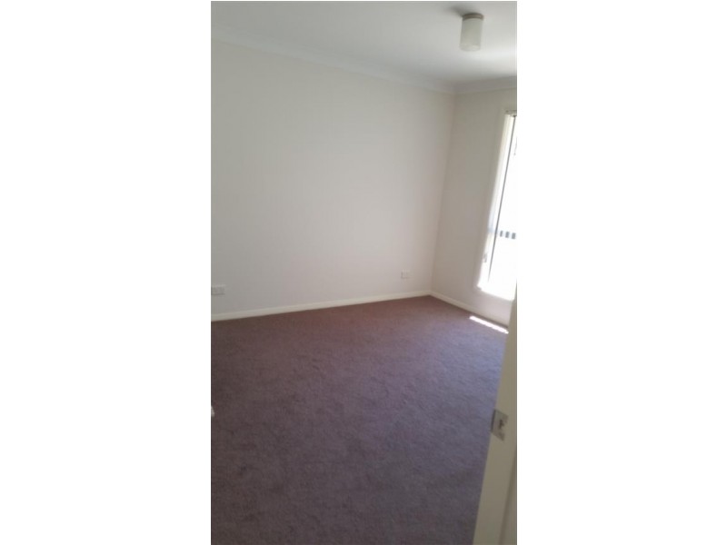 16 Eberlin Place, Tumut NSW 2720