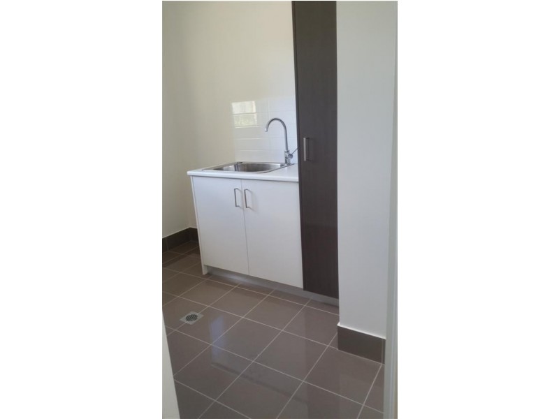 16 Eberlin Place, Tumut NSW 2720