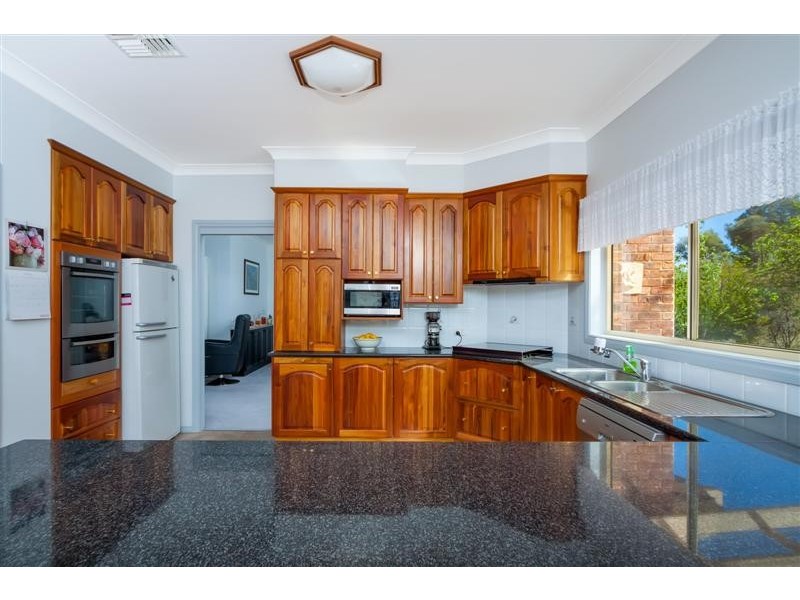 13 Hargreaves Close, Tumut NSW 2720