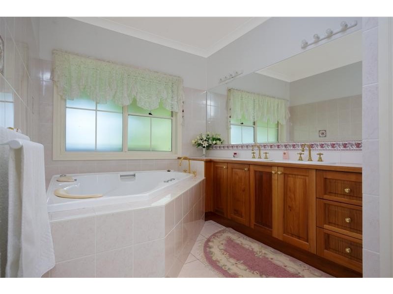 199 Brungle Road, Tumut NSW 2720