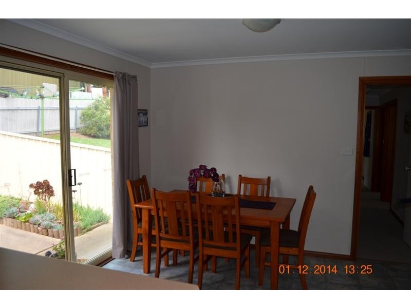 37 Booral Avenue, Tumut NSW 2720