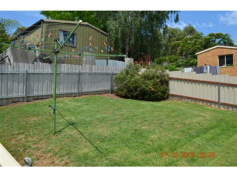 37 Booral Avenue, Tumut NSW 2720