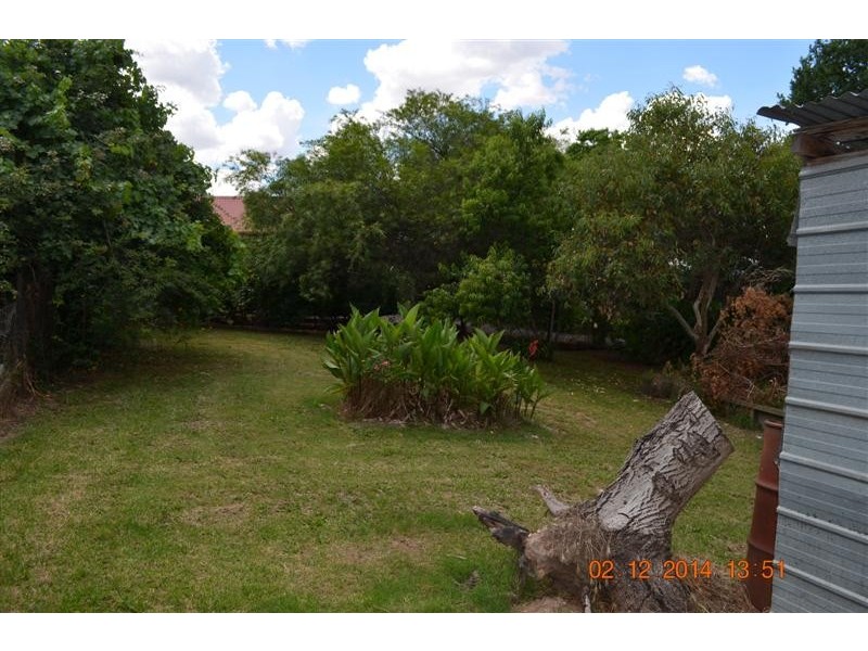 15 Clarke Street, Tumut NSW 2720