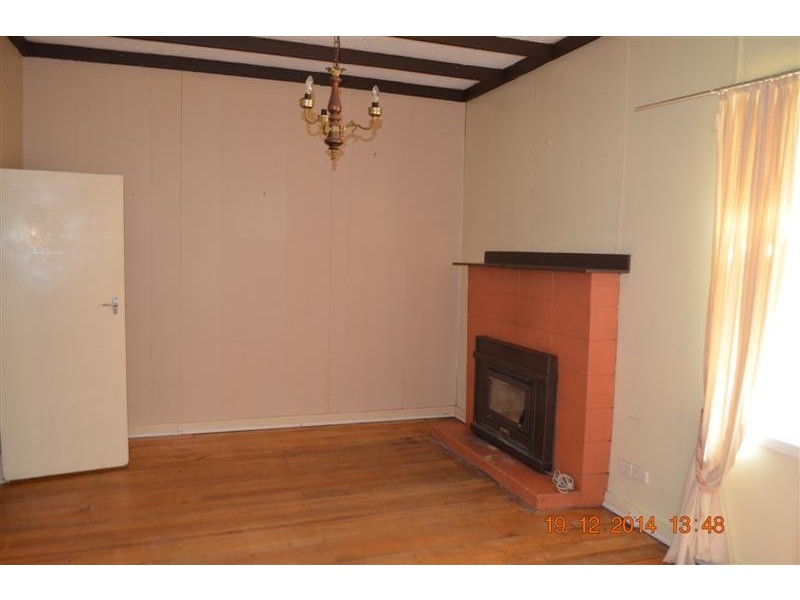 3 Grahamstown Road, Adelong NSW 2729