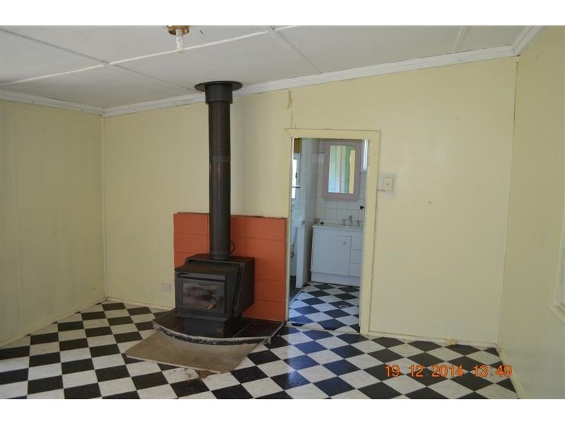 3 Grahamstown Road, Adelong NSW 2729