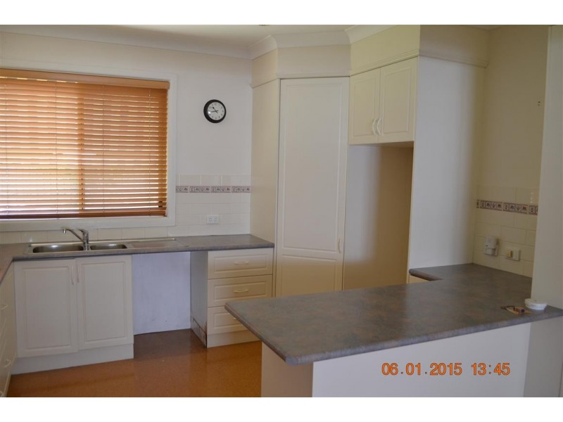 53 Carey Street, Tumut NSW 2720