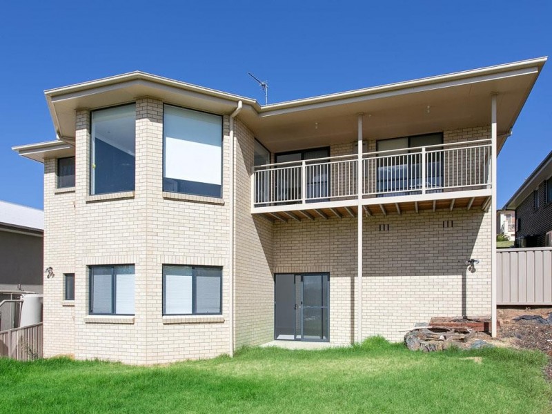 4 Burbury Mews, Tumut NSW 2720