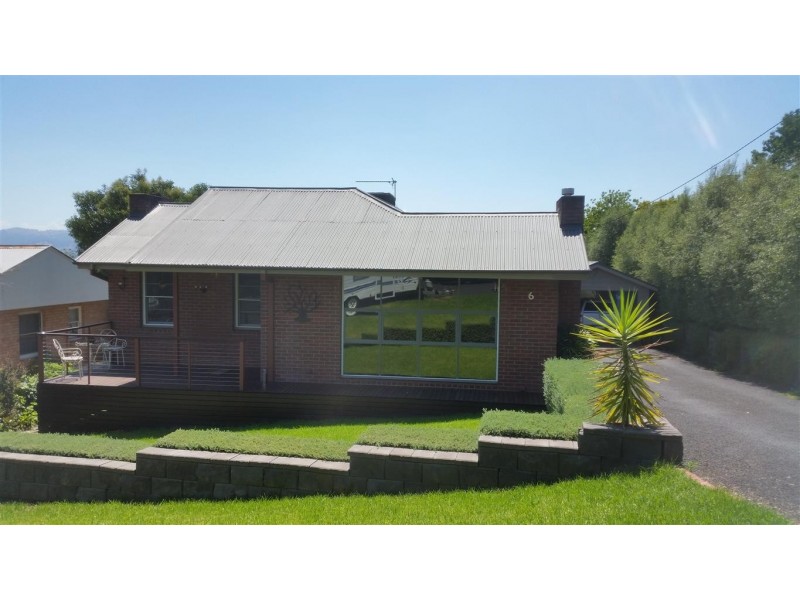6 Highland Avenue, Tumut NSW 2720