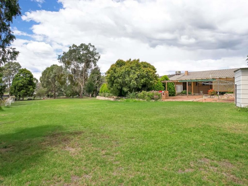 149-151 Blowering Road, Tumut NSW 2720