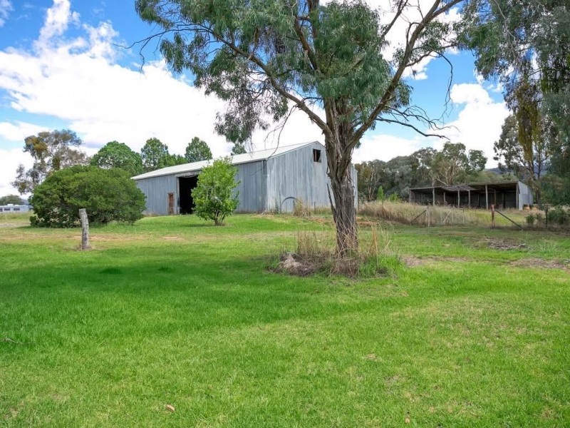 149-151 Blowering Road, Tumut NSW 2720