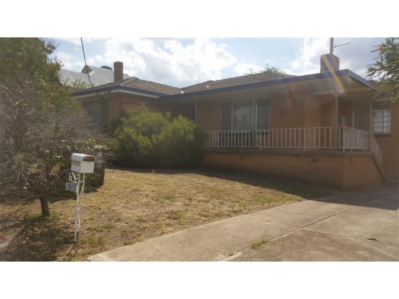 197 Wynyard Street, Tumut NSW 2720
