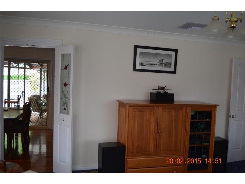 24 Jillabenan Close, Tumut NSW 2720