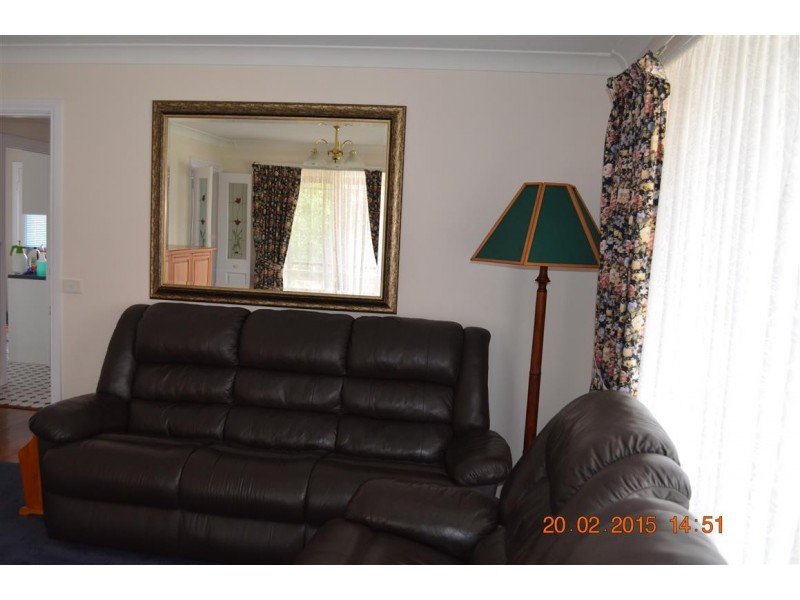 24 Jillabenan Close, Tumut NSW 2720