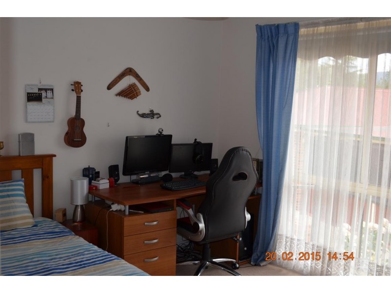 24 Jillabenan Close, Tumut NSW 2720